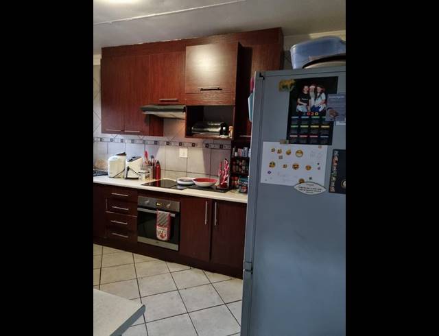4 BEDROOM HOUSE FOR SALE IN KRUGERSDORP WEST
